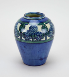 Image of Vase with Stylized Blackberry Design