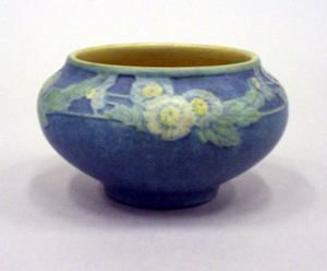 Image of Bowl with Floral Band