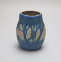 Image of Vase with Live Oak and Moss Landscape Design